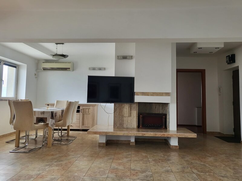 Piata Iancului, proprietar,